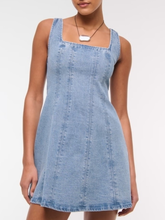 Abercrombie & Fitch Dresses & Skirts - Abercrombie & Fitch Mila Squareneck Denim Mini Dress In Medium Wash - M